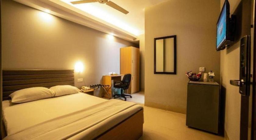 Hotel Castle Salam Khulna Ngoại thất bức ảnh