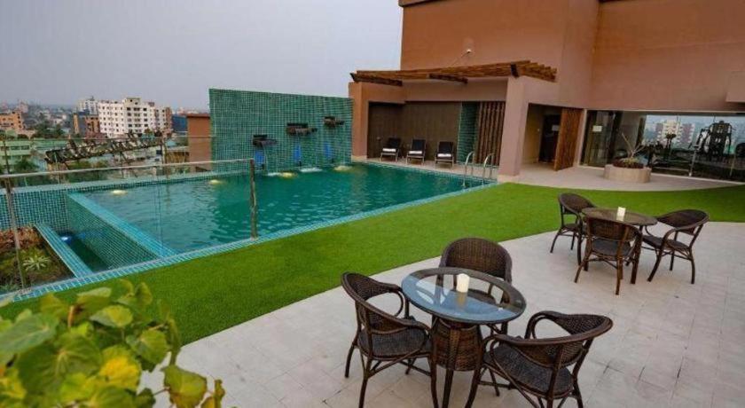 Hotel Castle Salam Khulna Ngoại thất bức ảnh