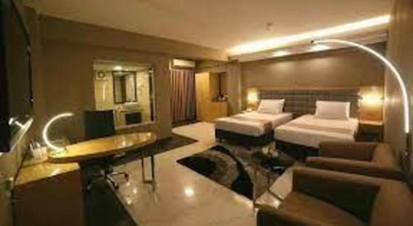 Hotel Castle Salam Khulna Ngoại thất bức ảnh